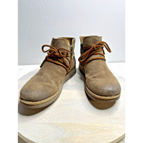 Børn Shoes - Born Brown Distressed Leather Zip Up Comfort Ankle Boot Size 9 Shoe